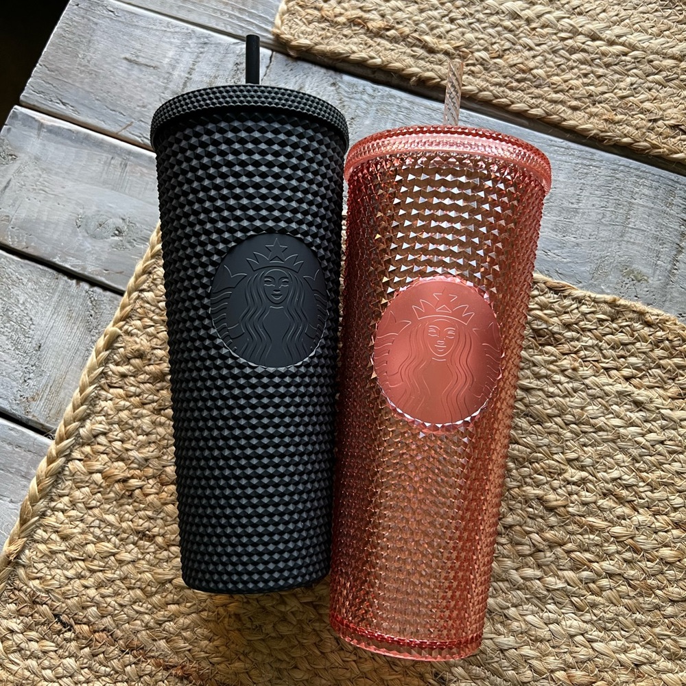 ✨ Venti Matte Black + Rose Gold Studded Venti Tumbler Cups